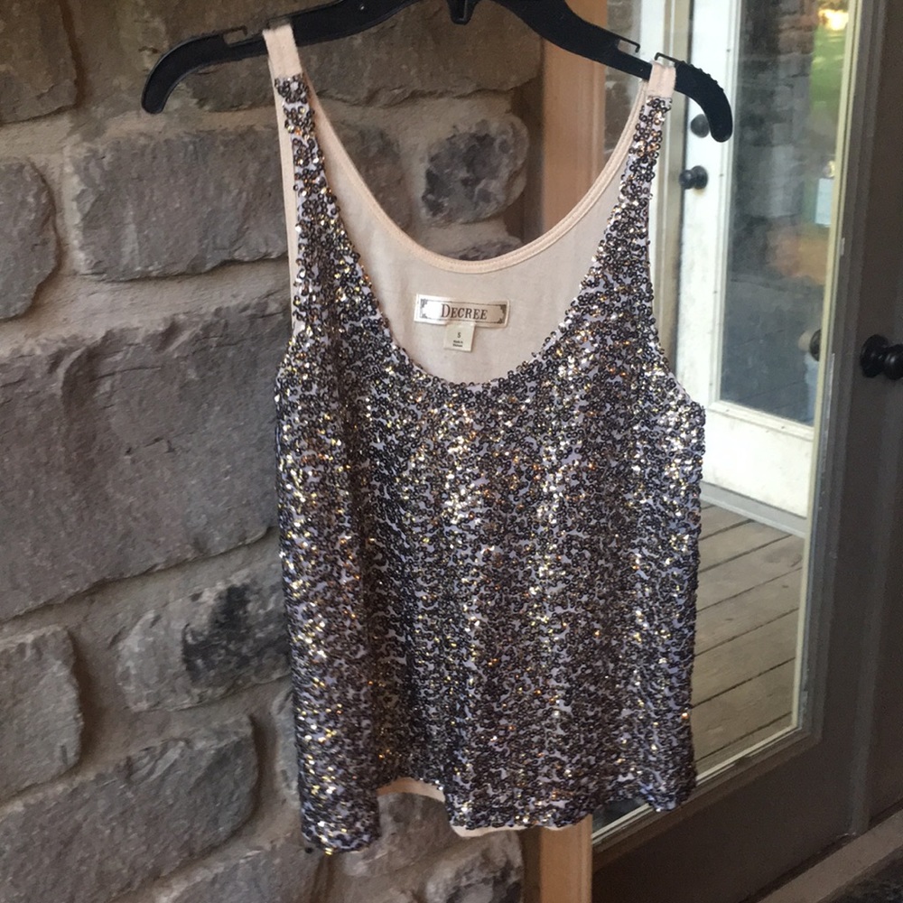 Sequence tank